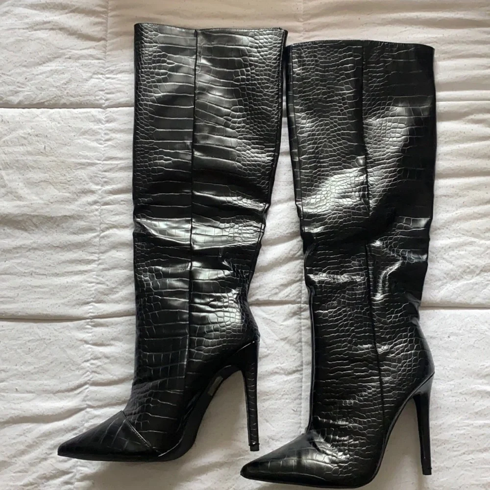 Princess Polly Knee High Boots - Picture 1 of 2